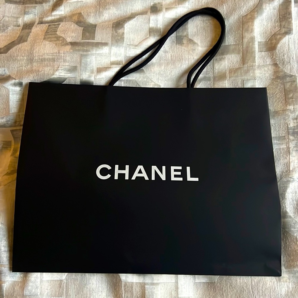 Authentic Chanel Gift Bag - Medium size in great condition!